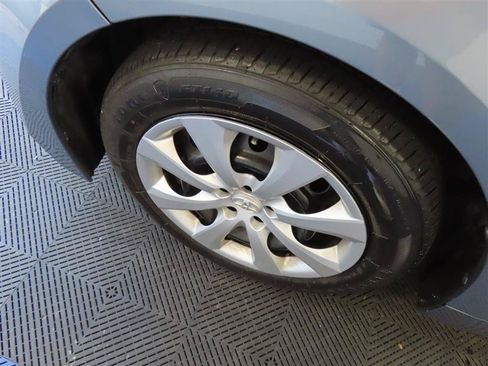 Used 2023 Toyota Corolla LE FWD image 6