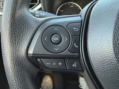 Certified 2022 Toyota RAV4 LE image 19