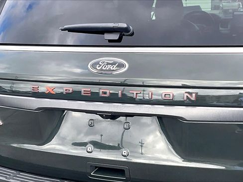 Used 2022 Ford Expedition Timberline AWD/4WD image 28