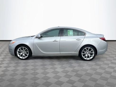 Used 2017 Buick Regal GS w/ Driver Confidence Package #2 image 4