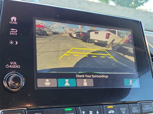 Used 2022 Honda Odyssey EX-L image 9