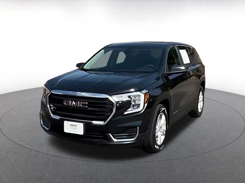 Used 2024 GMC Terrain SLE FWD image 5