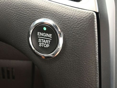 Used 2022 Ford Edge Titanium w/ Equipment Group 301A image 31