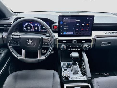 Used 2024 Toyota Tacoma TRD Sport AWD/4WD image 14