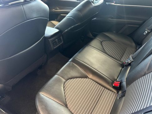Used 2023 Toyota Camry SE w/ Audio Upgrade Package FWD image 15