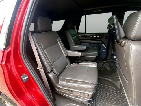 Used 2021 GMC Yukon Denali w/ Denali Premium Package AWD/4WD image 20