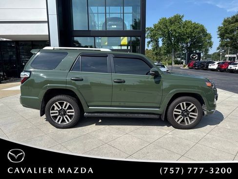 Used 2022 Toyota 4Runner Limited AWD/4WD image 5