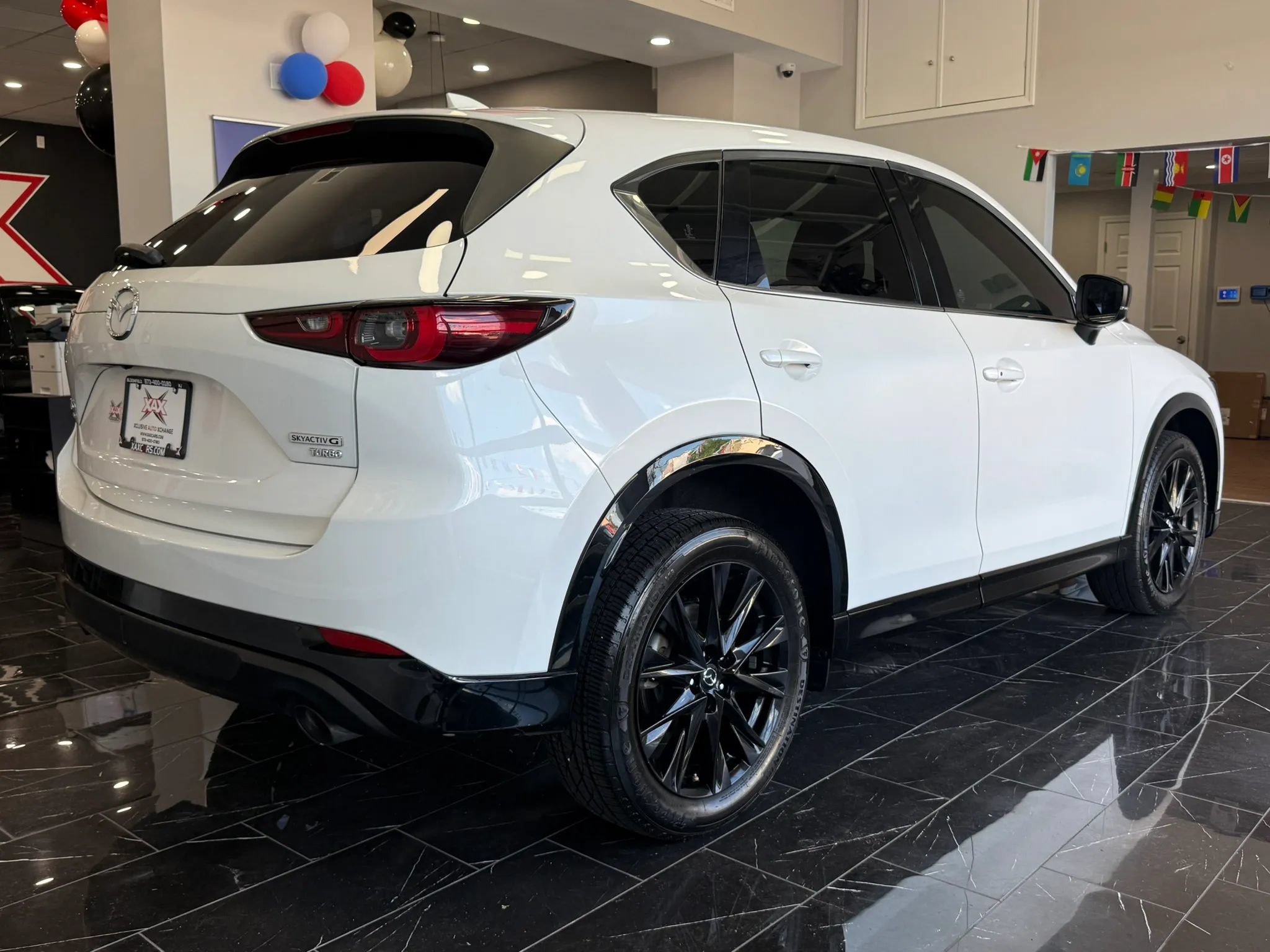 Used 2024 MAZDA CX-5 Carbon Edition AWD/4WD image 6