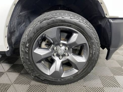 Used 2023 RAM 1500 Big Horn AWD/4WD image 9