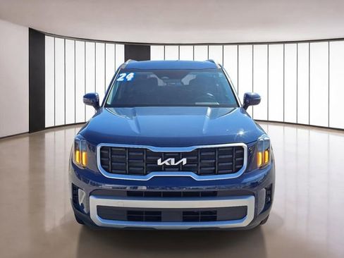 Used 2024 Kia Telluride S w/ S Sunroof Package image 32