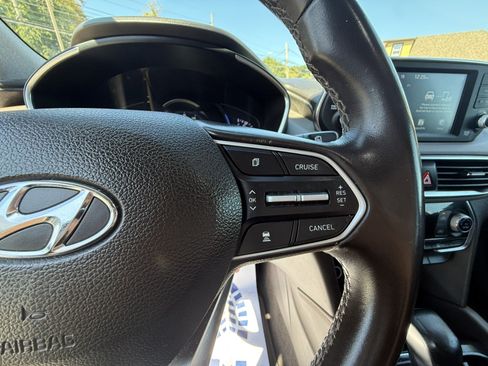 Used 2020 Hyundai Santa Fe SEL FWD image 19