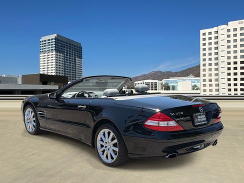 Used 2007 Mercedes-Benz SL 550 image 3