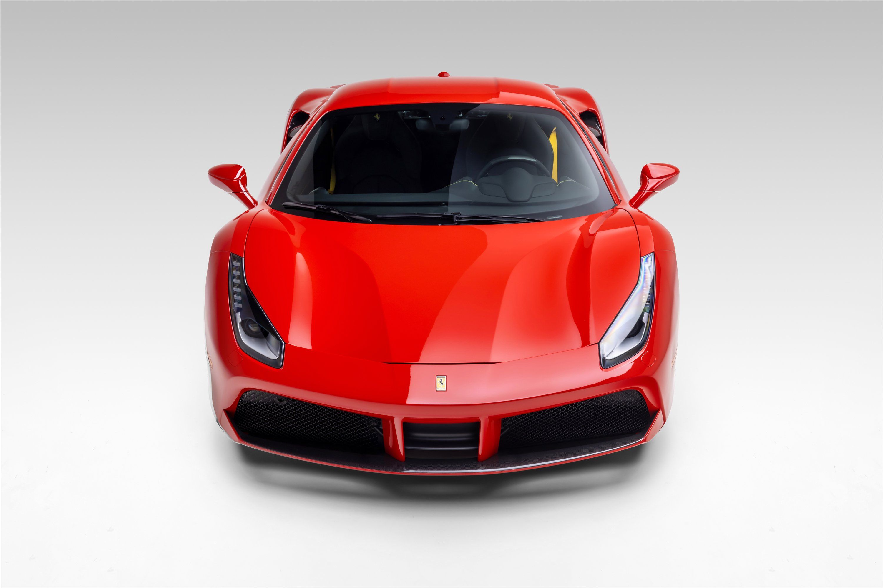 Certified 2018 Ferrari 488 GTB RWD image 4
