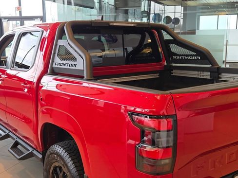 New 2025 Nissan Frontier SV w/ SV Convenience Package image 12