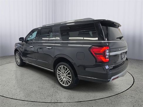 Certified 2023 Ford Expedition Max Platinum image 3
