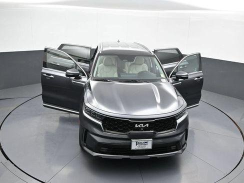 Certified 2023 Kia Sorento SX Prestige AWD/4WD image 48