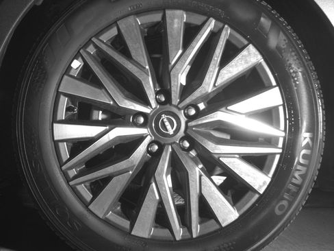 Used 2025 Nissan Altima 2.5 SV image 12