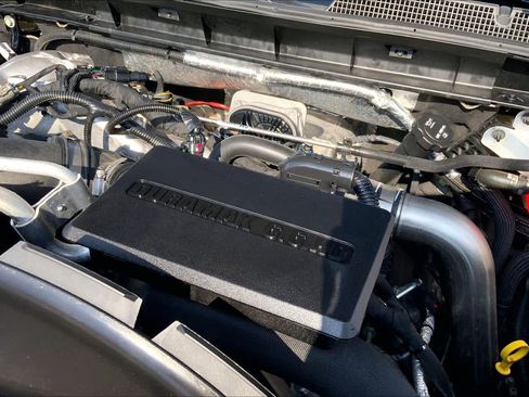 Used 2024 Chevrolet Silverado 3500 High Country image 31