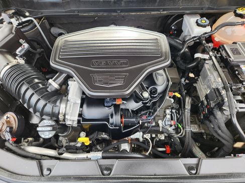 Used 2020 Cadillac XT5 Premium Luxury image 32