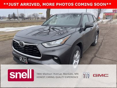 Used 2020 Toyota Highlander LE