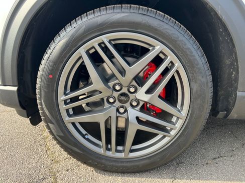 New 2026 Ford Explorer ST image 36