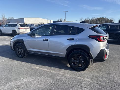 Certified 2025 Subaru Crosstrek 2.0i image 4
