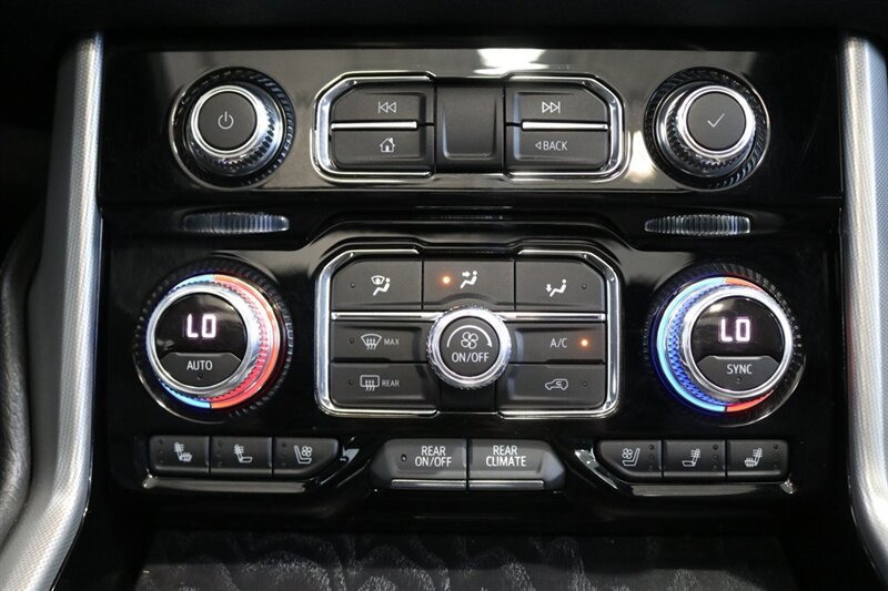 Used 2022 GMC Yukon Denali AWD/4WD image 76