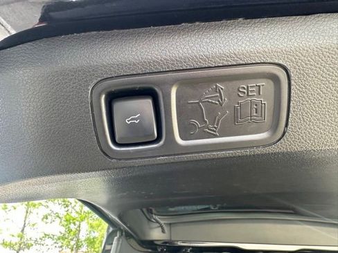 Certified 2020 Ford Expedition Platinum RWD image 37