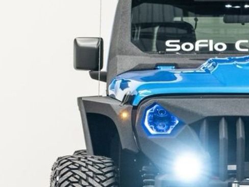 Used 2024 Jeep Wrangler Sport S image 8