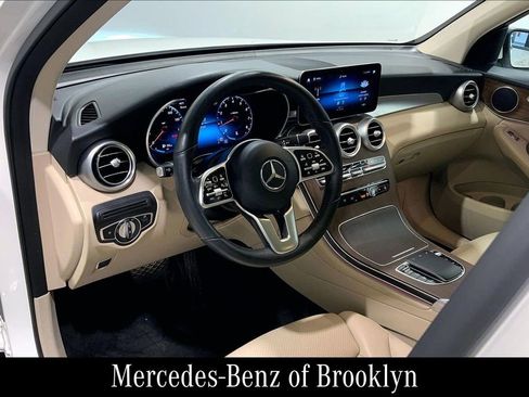 Used 2022 Mercedes-Benz GLC 300 4MATIC image 17