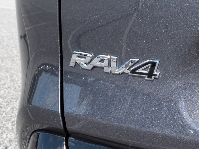 Certified 2024 Toyota RAV4 SE AWD/4WD image 13