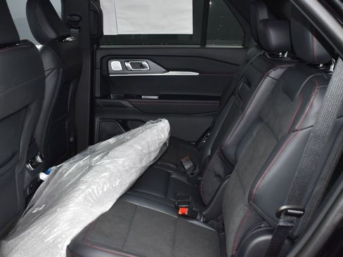 New 2026 Ford Explorer ST w/ Sun And Sound Package image 8