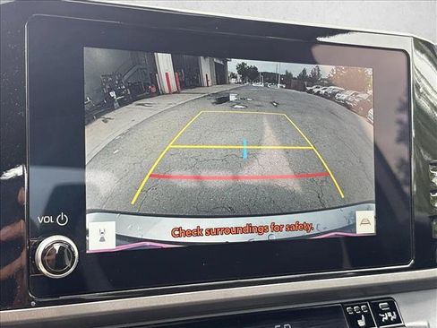 Used 2026 Toyota Camry SE w/ Convenience Package FWD image 19