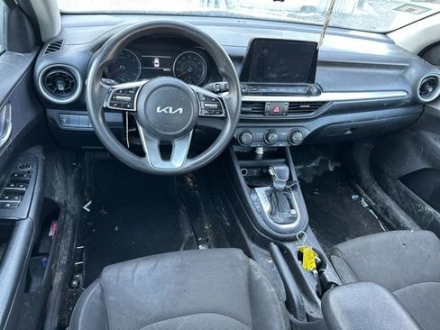 Used 2022 Kia Forte LXS image 10