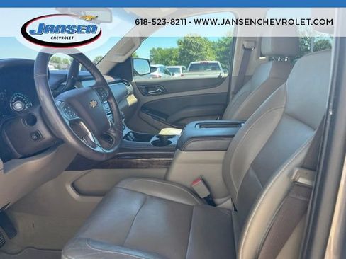 Used 2017 Chevrolet Tahoe LT w/ Luxury Package AWD/4WD image 13