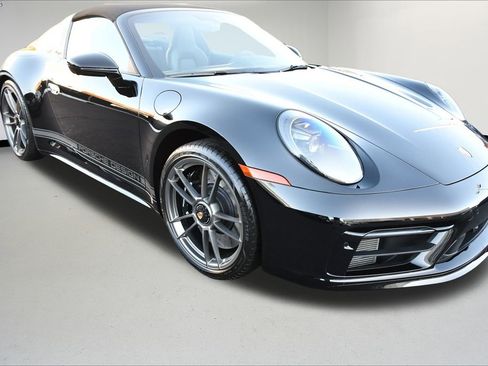 Used 2023 Porsche 911 50th Anniversary Edition image 7