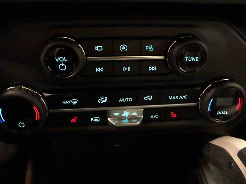 Used 2023 Ford Bronco Outer Banks image 30