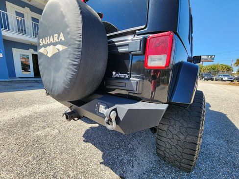 Used 2013 Jeep Wrangler Unlimited Sahara w/ Connectivity Group image 25