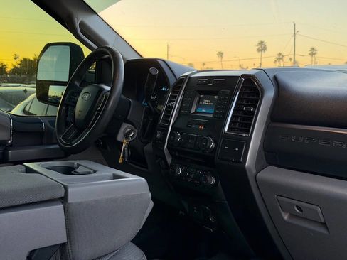 Used 2018 Ford F250 XLT image 29