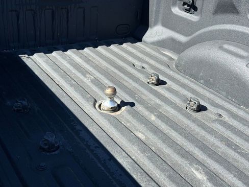 Used 2017 Ford F350 Lariat w/ Chrome Package image 5