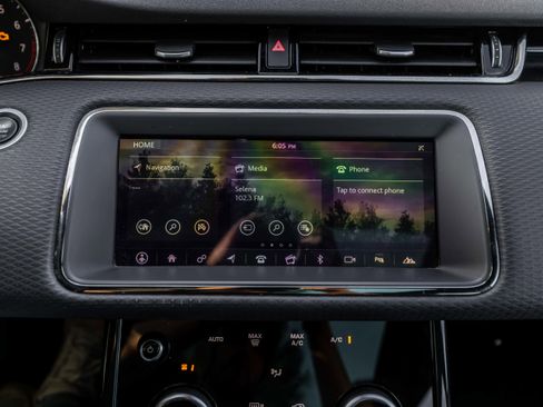 Used 2020 Land Rover Range Rover Evoque R-Dynamic S image 10