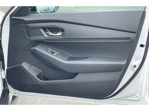 Certified 2025 Honda Accord SE image 20