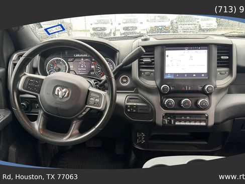 Used 2022 RAM 2500 Tradesman w/ Chrome Appearance Group AWD/4WD image 37