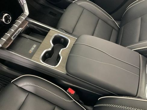 Used 2026 GMC Acadia Denali w/ Super Cruise Package AWD/4WD image 22