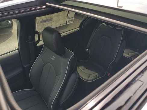 New 2026 Chrysler Pacifica Limited w/ S Appearance Package FWD image 36