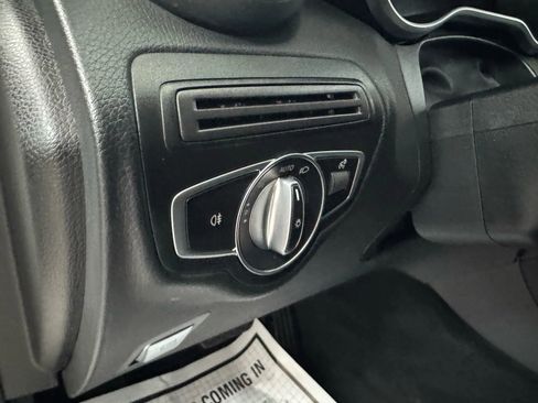 Used 2020 Mercedes-Benz GLC 300 GLC 300 Sport Utility 4D image 25