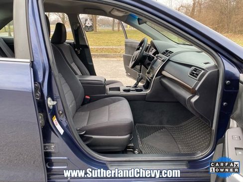 Used 2016 Toyota Camry LE image 15