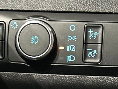 Used 2024 Ford Escape SE image 63