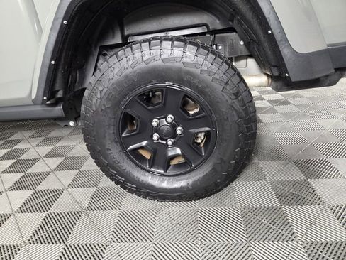 Certified 2021 Jeep Gladiator Mojave image 27