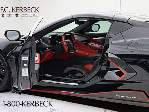 Used 2020 Chevrolet Corvette Stingray Premium Cpe w/ 3LT Preferred Equipment Group RWD image 7
